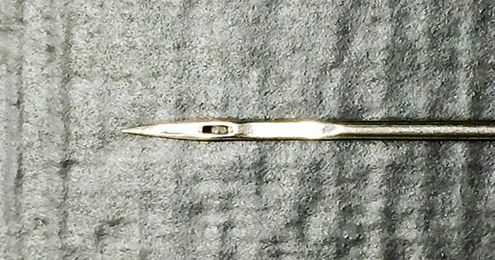 How To Properly Thread Your Sewing Machine Needle