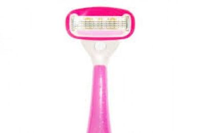 13 shaving/body hair struggles women know all too well 