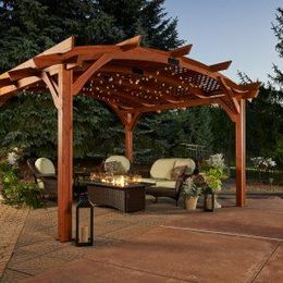 4 New Ways to Use Redwood In Your Backyard