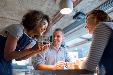 6 Ways to Get Amazing Service at a Restaurant Every Time You Dine Out