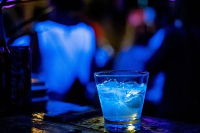 Defining and treating alcohol use disorder