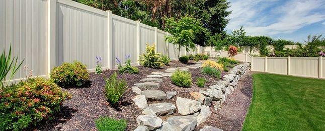The Proper Etiquette For Installing Fences!