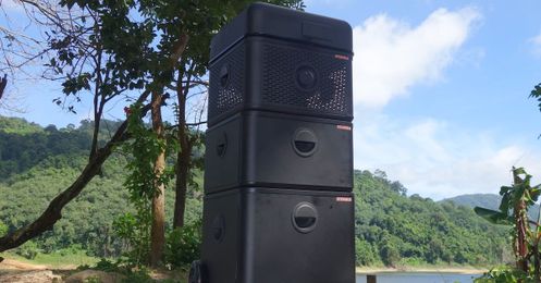 STCKBLS is a modular grilling system for camping and tailgating