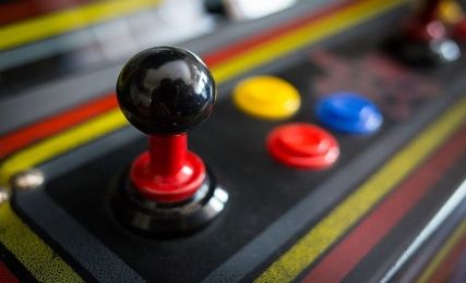 How to start your own arcade and retro-gaming bar