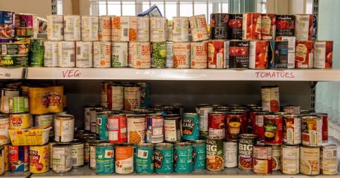 10 things you should actually donate to a food bank