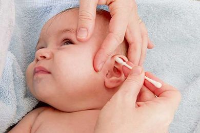 How To Clean Earwax From Your Baby's Ears?