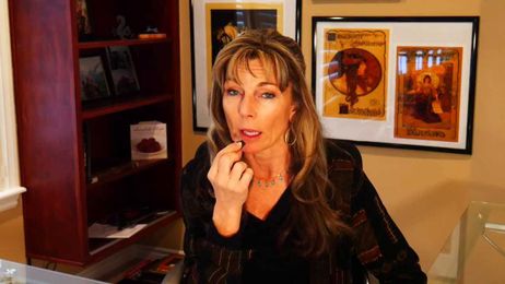 How to Eat Chocolate Properly