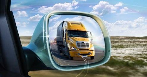 How to Drive Safely Near Tractor-Trailers