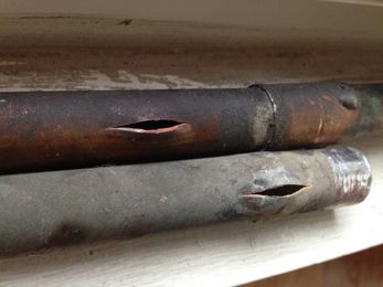 What Not to Do When Thawing Frozen Pipes