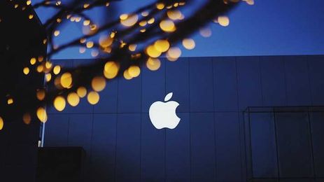 Apple dips its toe into employee health with independent care centers