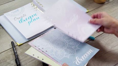 How to use the Peace Journal by Kelly Creates
