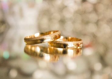 How Can You Recognize White Gold?