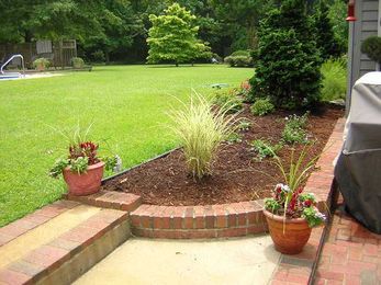 Pine Straw, Wood Mulch, Stone landscaping options