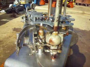 Used Federal 6-head Rotary Filler
