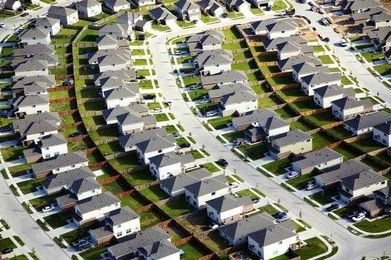 Around the House: Understand HOA rules before buying