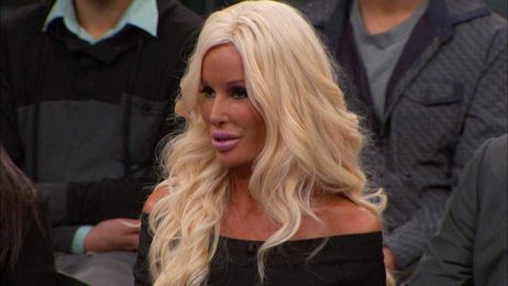 Woman's Quest to Look Like a Living Plastic Doll