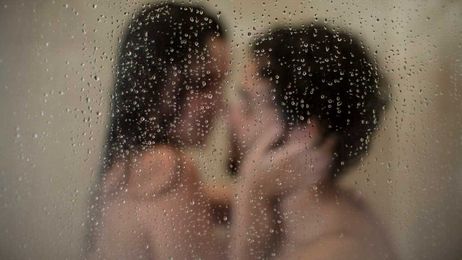 5 Tips That’ll Make the Shower Your New Favorite Place to Have Sex