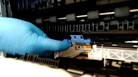 how to install the m607, m608, m609 maintenance kit rollers without tool