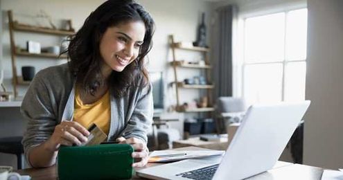 How to Bridge the Gap Between Ecommerce and Retail With Click and Collect