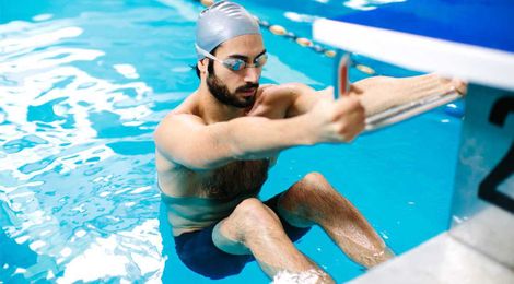 5 CrossFit Workouts You Can Do in the Pool