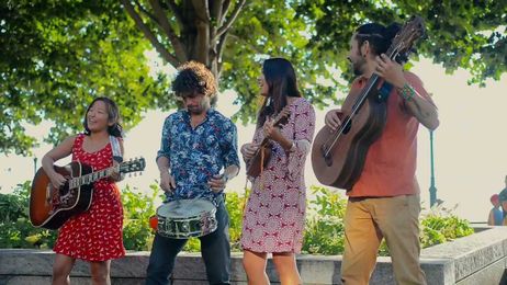 Esta Es Tu Tierra (This Land Is Your Land)