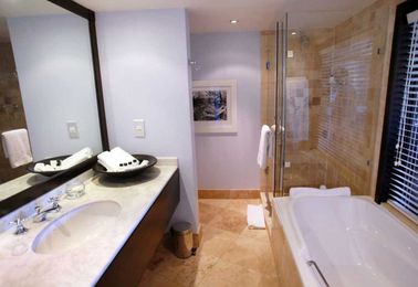 Some Hotels Are Getting Rid of Tiny Shampoo Bottles