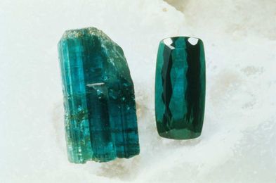 27 Interesting Facts About Emeralds