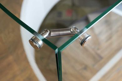 How to Make a Kitchen Counter Beautiful with Custom Glass Additions