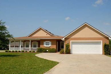 How to Get Along With Your Homeowners Association