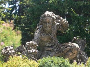 Who Else Wants Location Based Social Media?