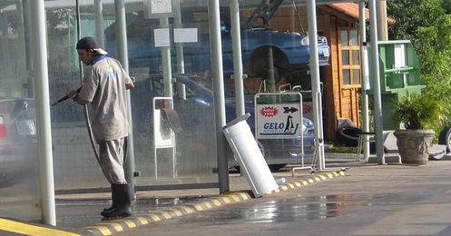 5 Car Wash Tips: Dos And Don'ts When Washing Your Vehicle