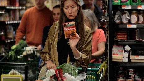 These grocery-shopping hacks could save you $525 a year