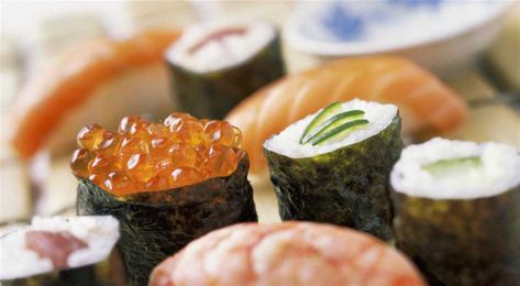 7 Guides to Eating Sushi Like a Pro