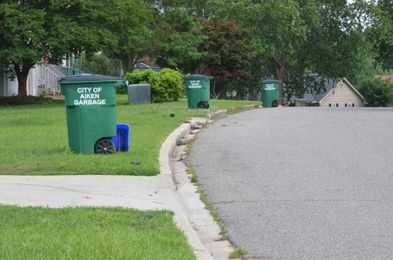 Burning yard waste legally depends on where you live