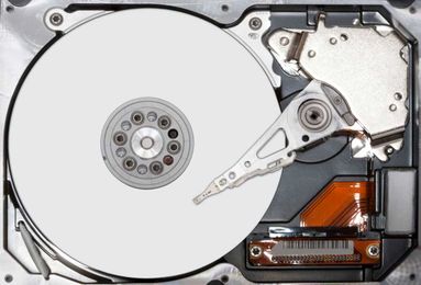 Easy Steps on How to Wipe a Computer Hard Drive