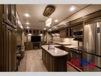 Save Over $20,000 on Wildcat 34WB Fifth Wheels!