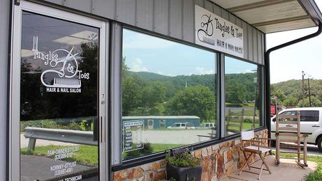 More space for more hair, nails services