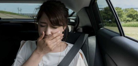 French Start-Up Invents Strange, Liquid-Filled Glasses That Cure Motion Sickness