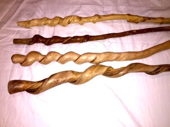 How To Carve A Walking Cane (Whittle)