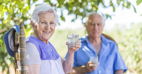 6 Affordable Products That Help Seniors Stay Cool in Hot Weather
