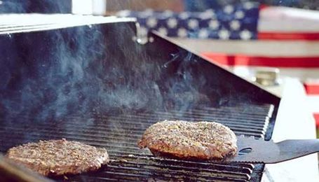 1 in 6 Americans get sick from eating contaminated food each year