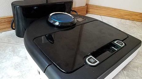 Five Reasons You Might Want One of Those Robot Vacuums