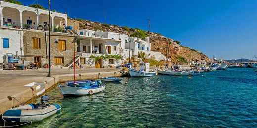 5 mesmerizing Greek islands that American tourists don't know about