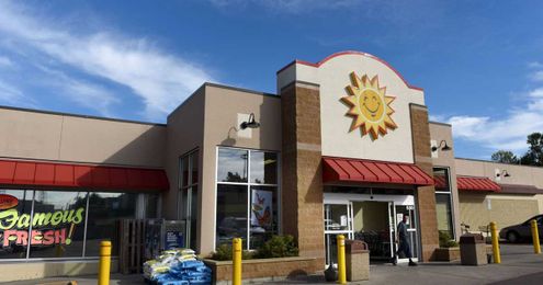 How South Dakota's small grocers are competing with Dollar General