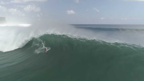 This Wave Ride Is So Long It Really Has to Be Seen to Be Believed •