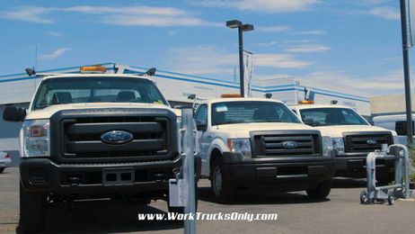Your Trusted Commercial Truck & Service Center!