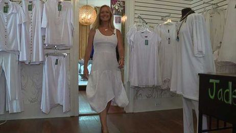 Hancock Whitney White Linen Night: How to dress for success