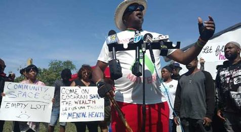 Mental health advocates battle ‘gangster’ alderman Willie Cochran for empty lot