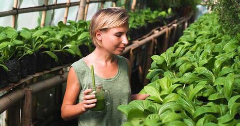 4 Unexpected Things That Happened When I Gave Up Plastic For A Month