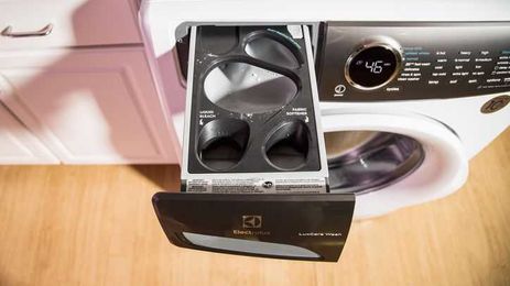 Why you should always use liquid detergent